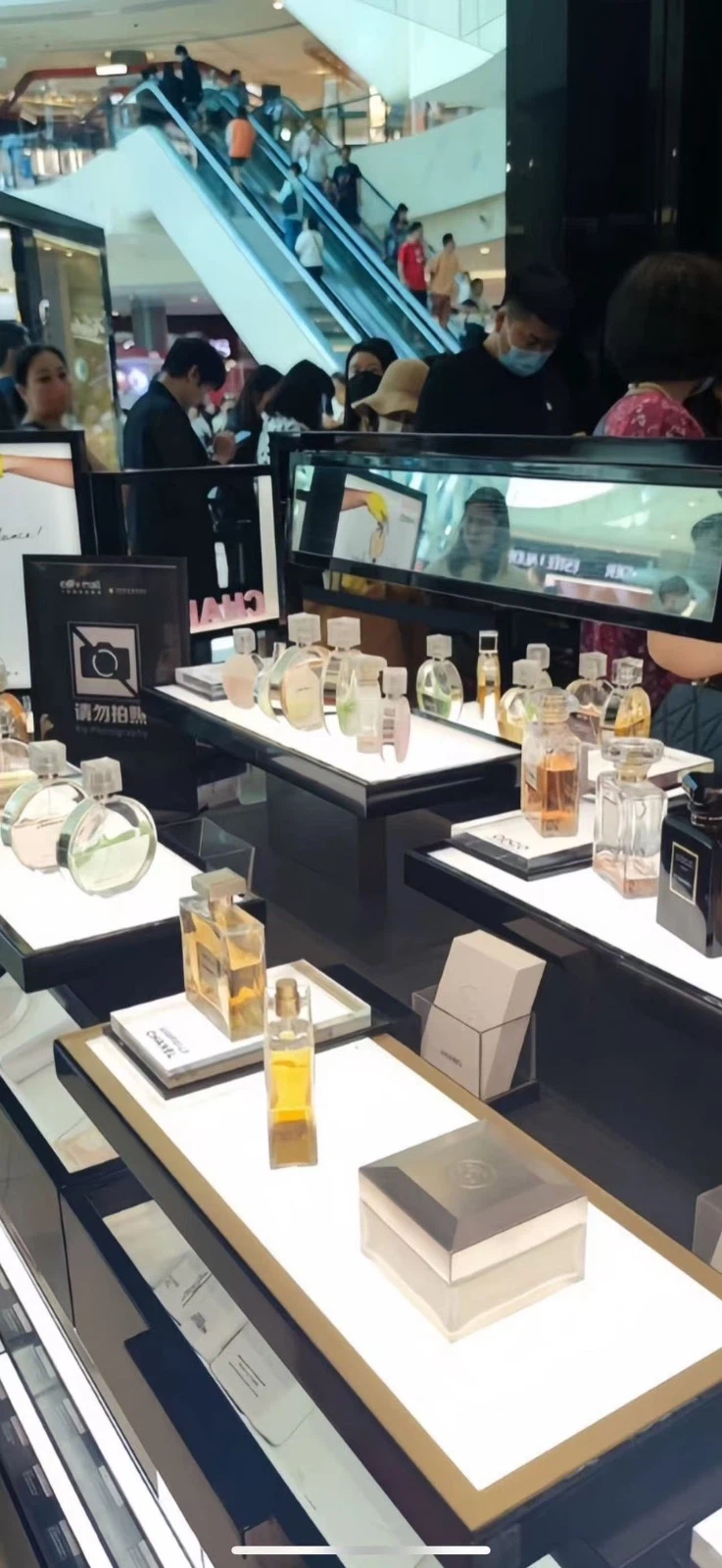 Display Stand Perfume Rack For Duty Free Shop