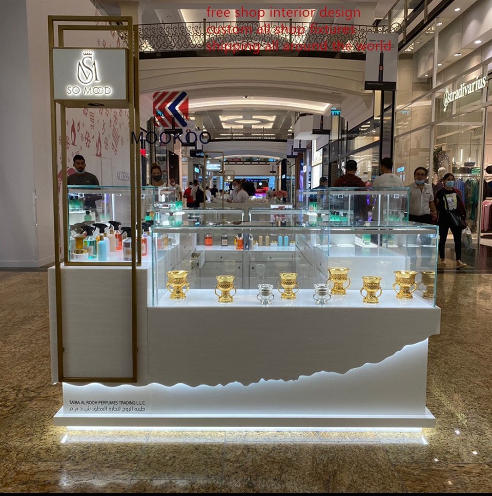 Stojak na perfumy Stojak na perfumy